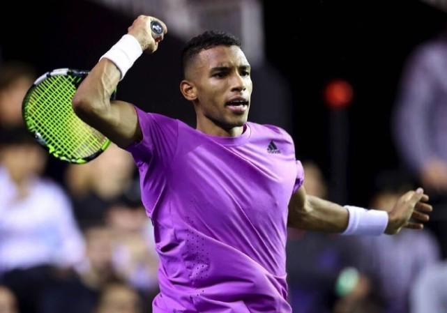 练团队的努 练团队的努