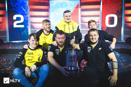 防守端的松 防守端的松