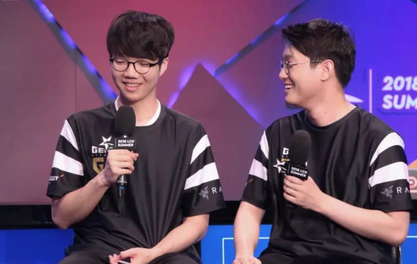 登顶的达人 登顶的达人